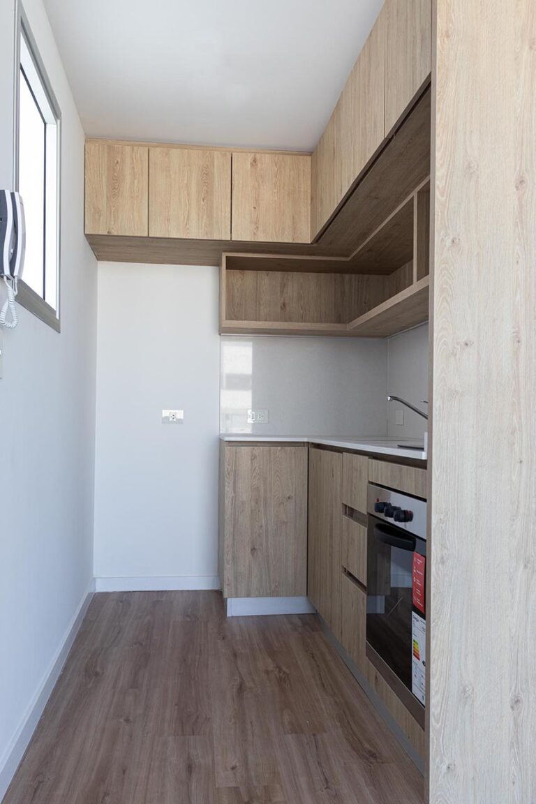 Julian A - piso 14 - 05 cocina